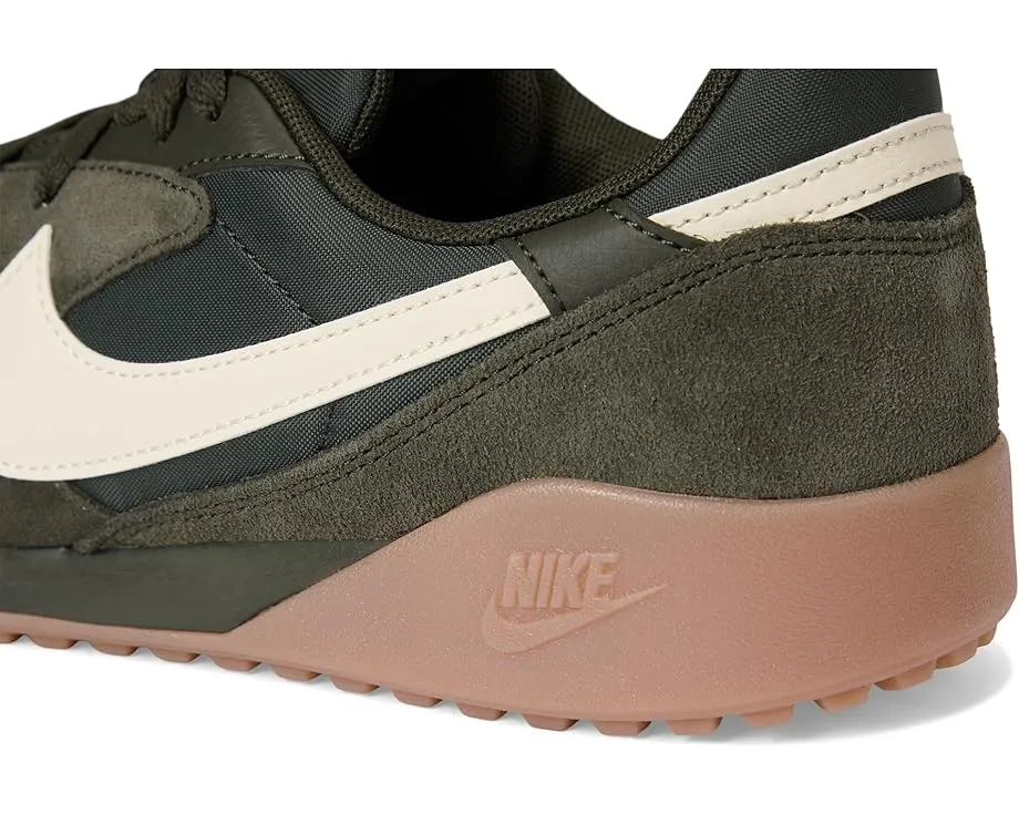 Кроссовки Nike Terra Manta Suede с протектором для бездорожья
