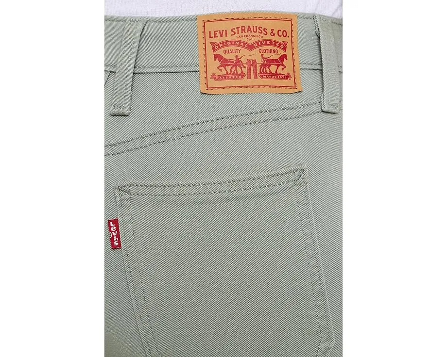 Джинсы Levi's 726 Patch Pocket с расклешенным кроем и накладными карманами