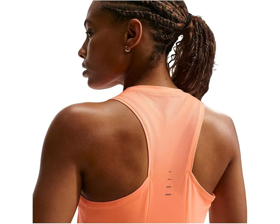Беговой топ Nike Swift Dri-FIT с сетчатой панелью и светоотражающими элементами