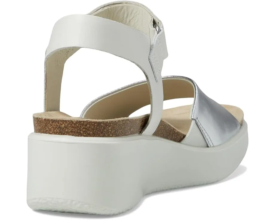 Босоножки ECCO Flowt Wedge Cork на пробковом каблуке с регулируемой лямкой