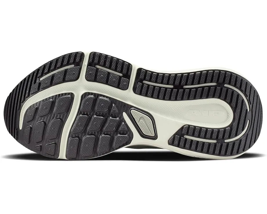 Беговые кроссовки Nike Air Winflo 12 с технологией Air Zoom