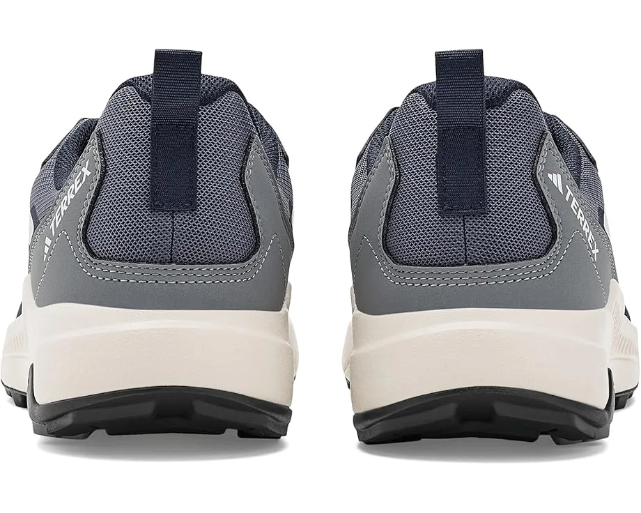 Трекинговые кроссовки Adidas Terrex Anylander с подошвой Traxion и усиленным мыском