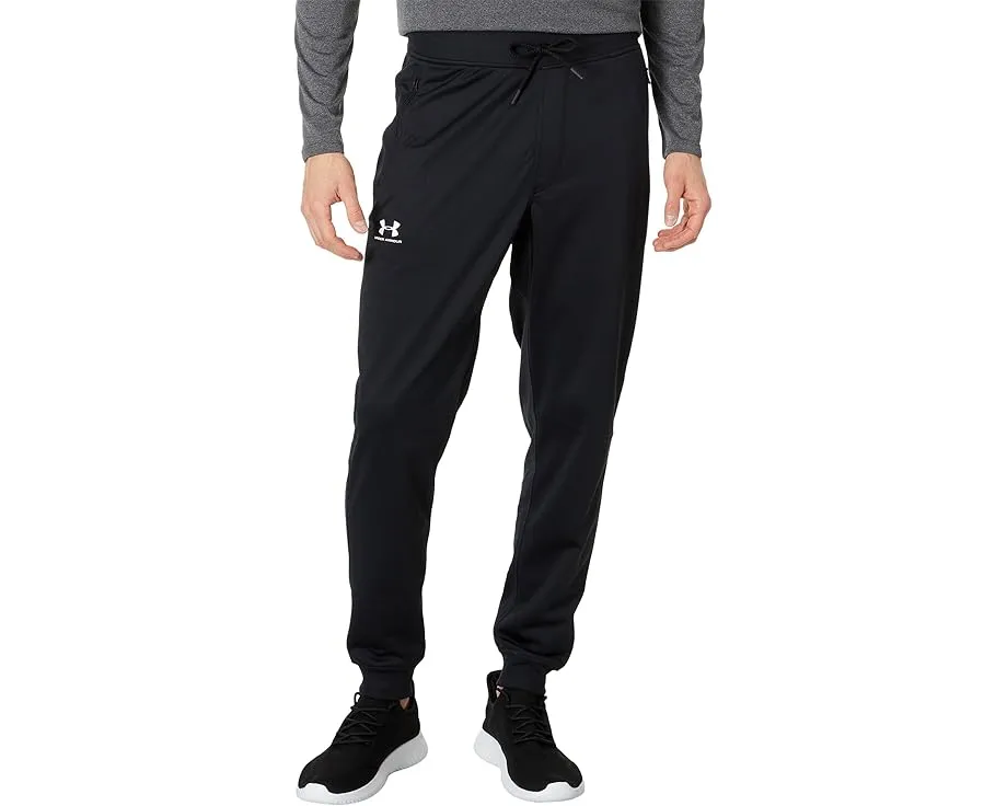 Under Armour Спортивные брюки джоггеры с карманами и влагоотводящей тканью