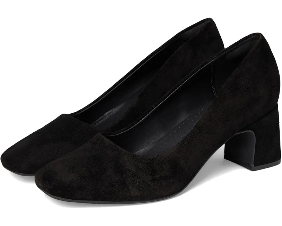 Туфли Clarks Fernie Court с квадратным носком и стелькой Contour Cushion