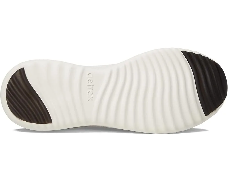 Кроссовки Aetrex Carly Sparkle с поддержкой свода стопы