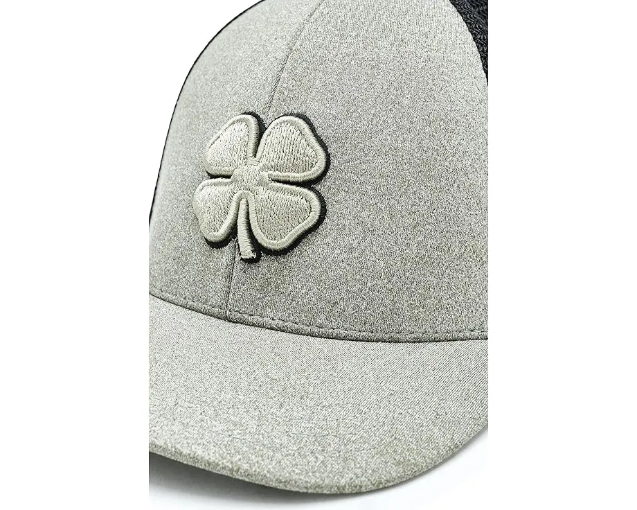 Кепка Perfect Luck 21 от Black Clover с цветными блоками и технологией Memory Fit