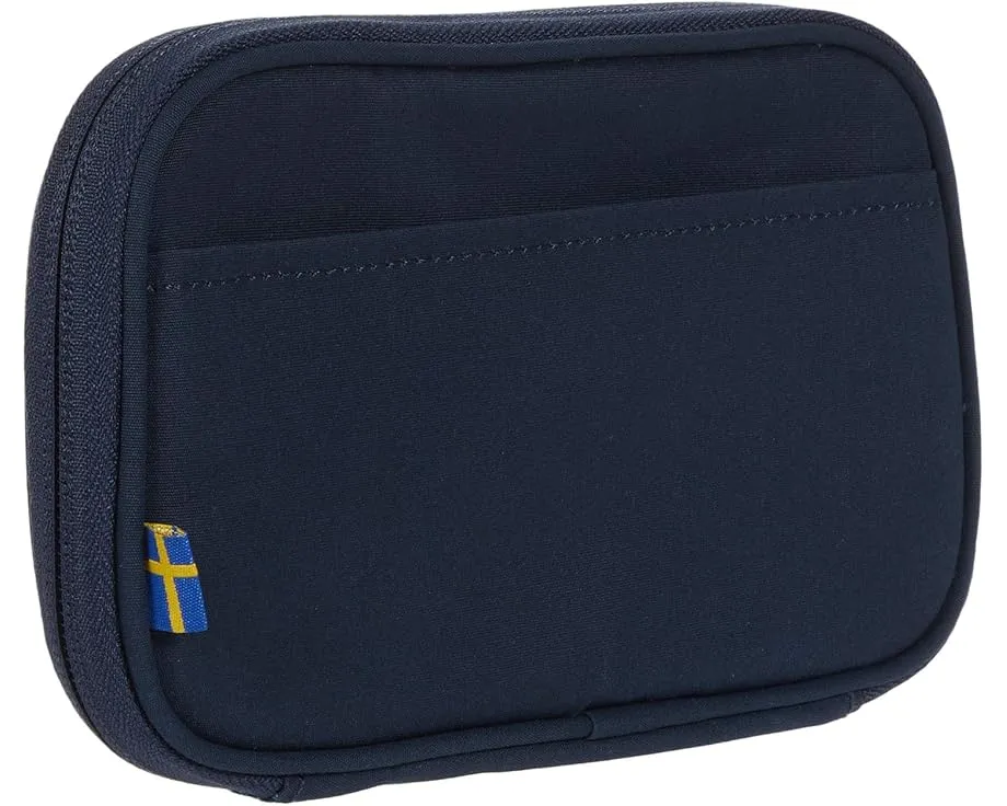 Дорожный кошелек Kanken Travel Wallet от Fjällräven для паспорта и документов