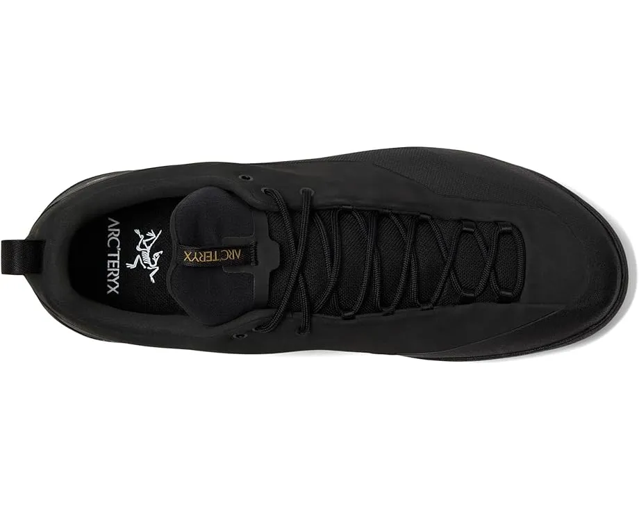 Водонепроницаемые ботинки Arc'teryx Konseal GTX с мембраной GORE-TEX и подошвой Vibram