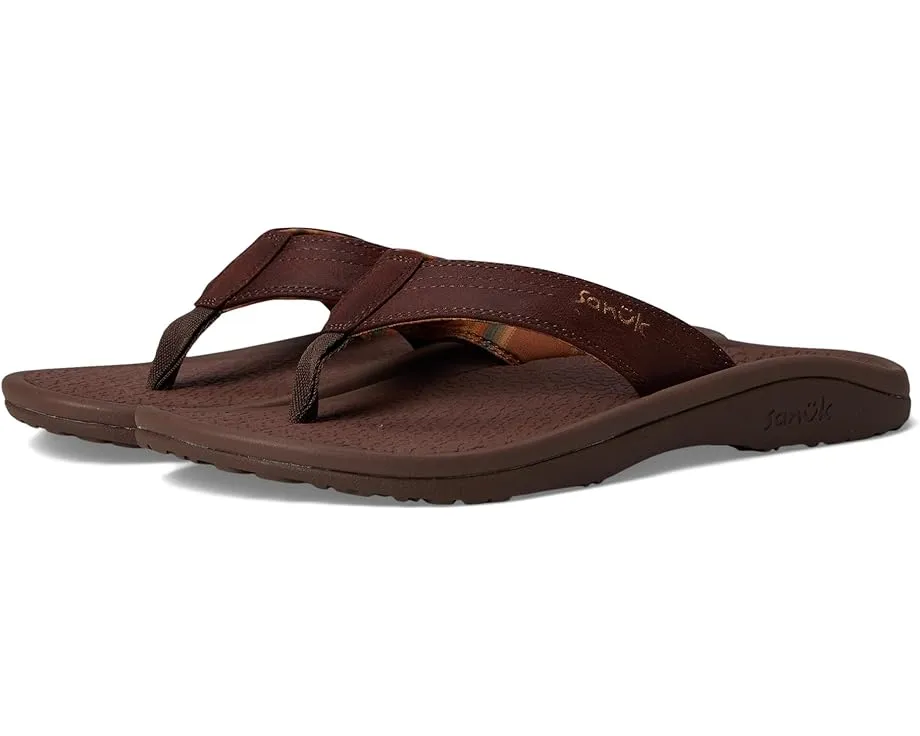 Сандалии Sanuk On The Rocks с быстросохнущим верхом и анатомической поддержкой