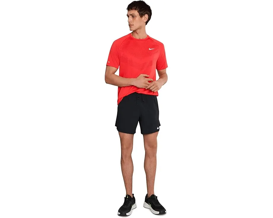 Шорты Nike Dri-FIT Stride 7 дюймов (17.78 см) с карманами для телефона