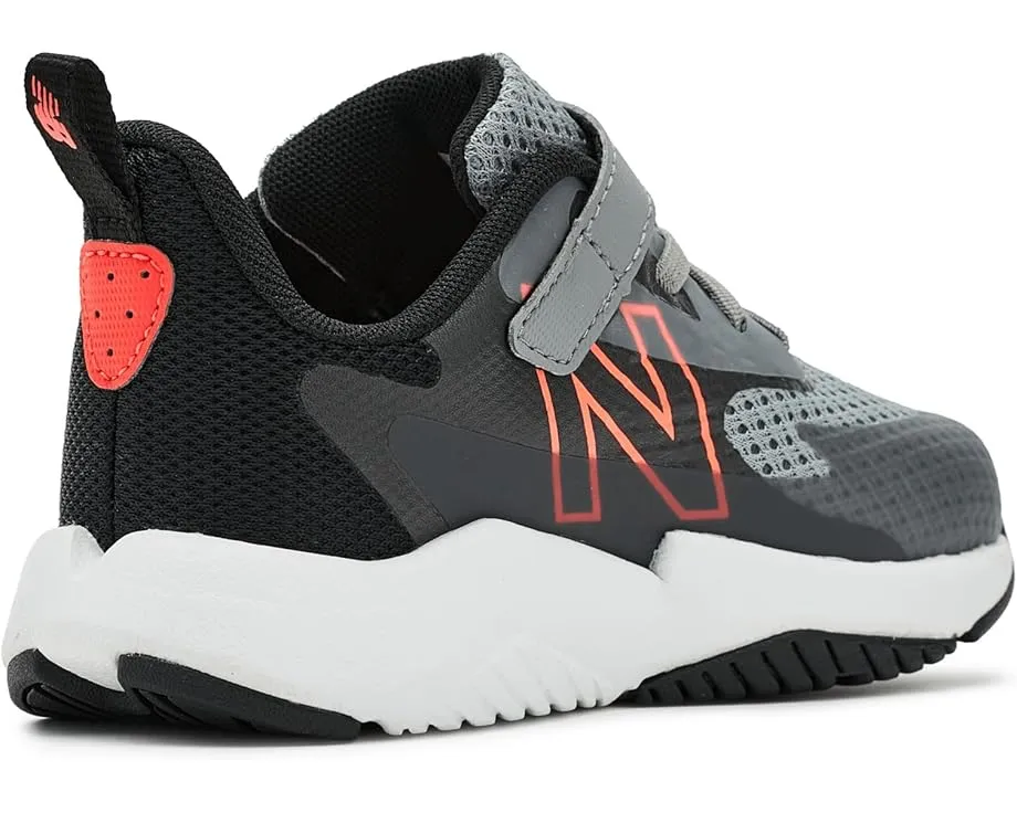 New Balance Kids Rave Run v2 дышащие кроссовки для активного отдыха