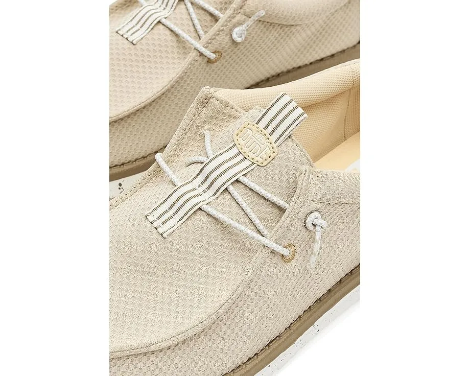 Кроссовки Hey Dude Wally Mesh Neutrals на шнурках-резинке с технологией Flex & Fold