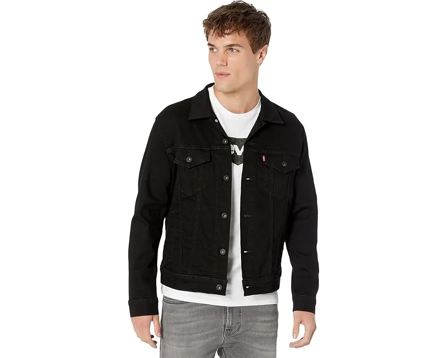 Куртка Trucker от Levi's с классическим дизайном и накладными карманами