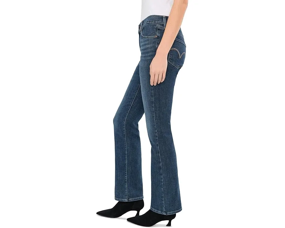 Женские джинсы Levi's Womens Classic Bootcut с технологией WaterLess и кожаным патчем