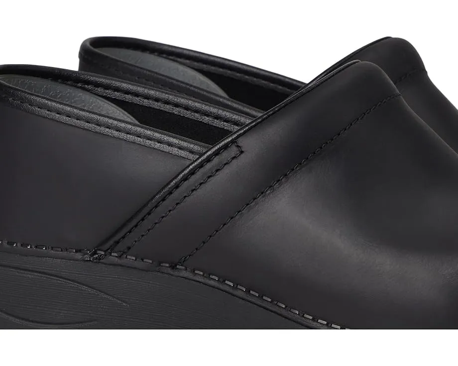 Клог Dansko XP 2.0 с кожаным верхом и противоскользящей подошвой для профессиональной носки