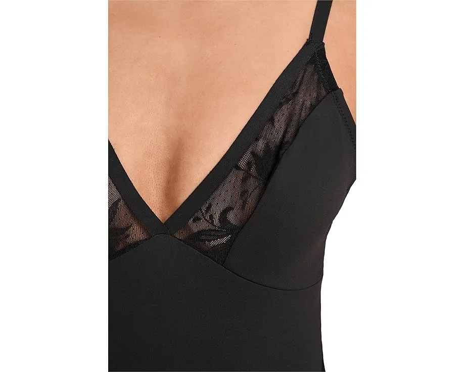 Боди Miraclesuit Modern Romance с кружевом для коррекции фигуры