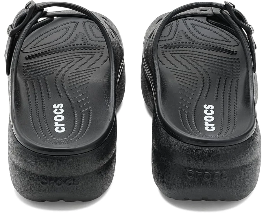 Сандалии Crocs Saturday на платформе с регулируемыми ремешками