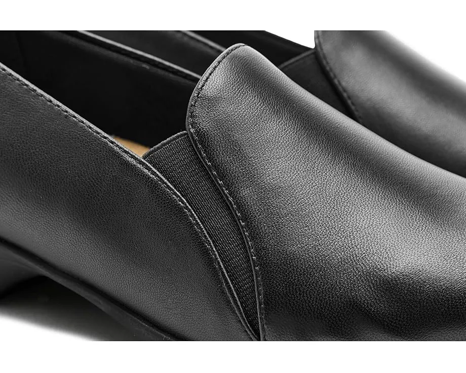 Балетки Trotters Reagan с круглым носком и эластичной вставкой на стельке с памятью