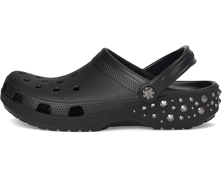 Классические кроксы Crocs с декором в виде шипов