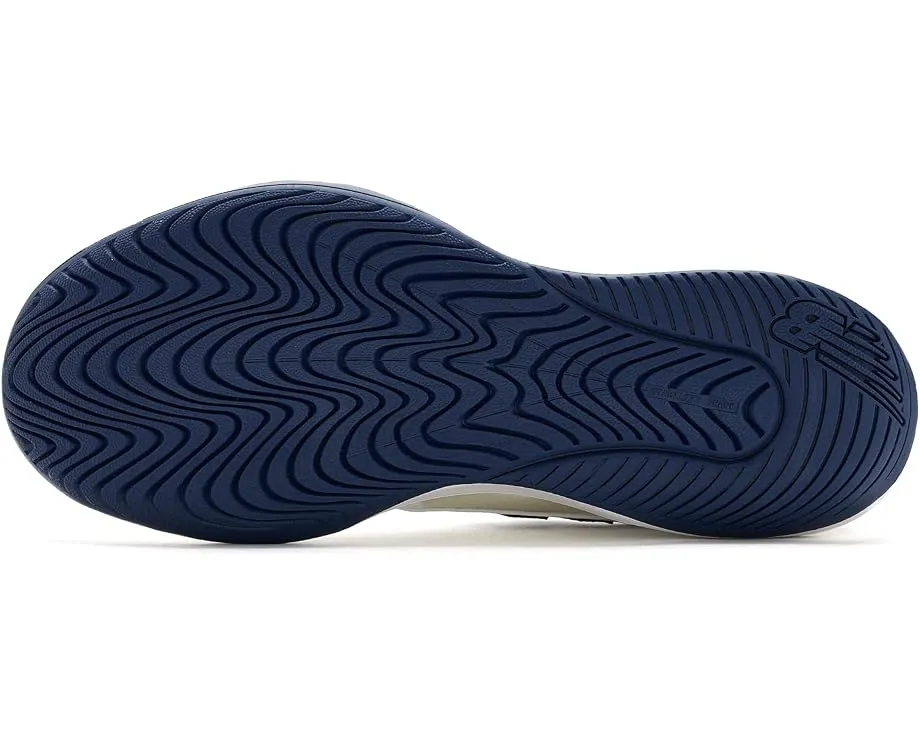 Кроссовки New Balance 696v7 теннисные для корта