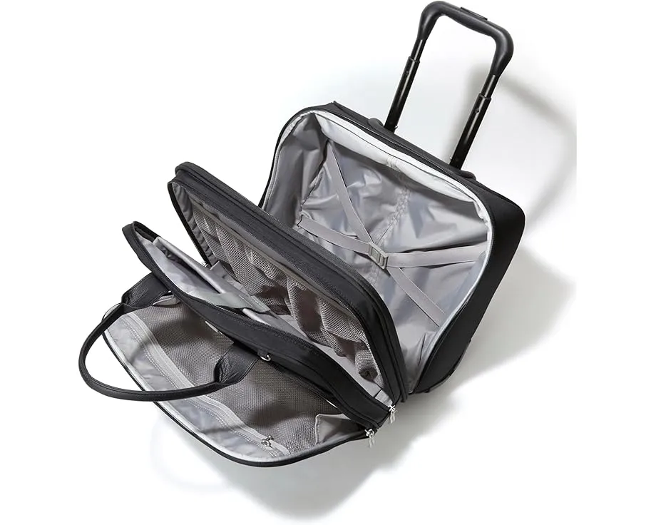 Дорожная сумка на колесах Baggallini с двумя колесами и множеством карманов