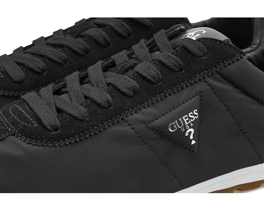 Кроссовки GUESS Tiah с кожаным верхом и фирменным логотипом