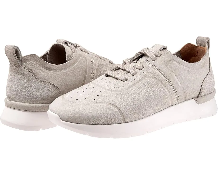 Кроссовки SoftWalk Stella из кожи с перфорацией