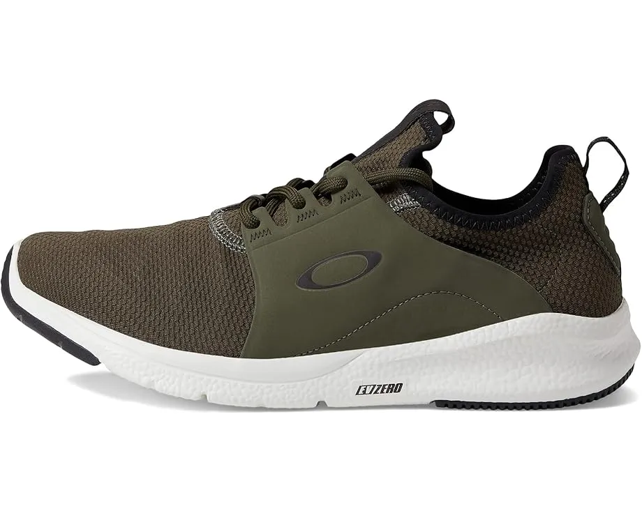 Кроссовки Oakley Dry с сетчатыми вставками и удобной стелькой CELLFIT