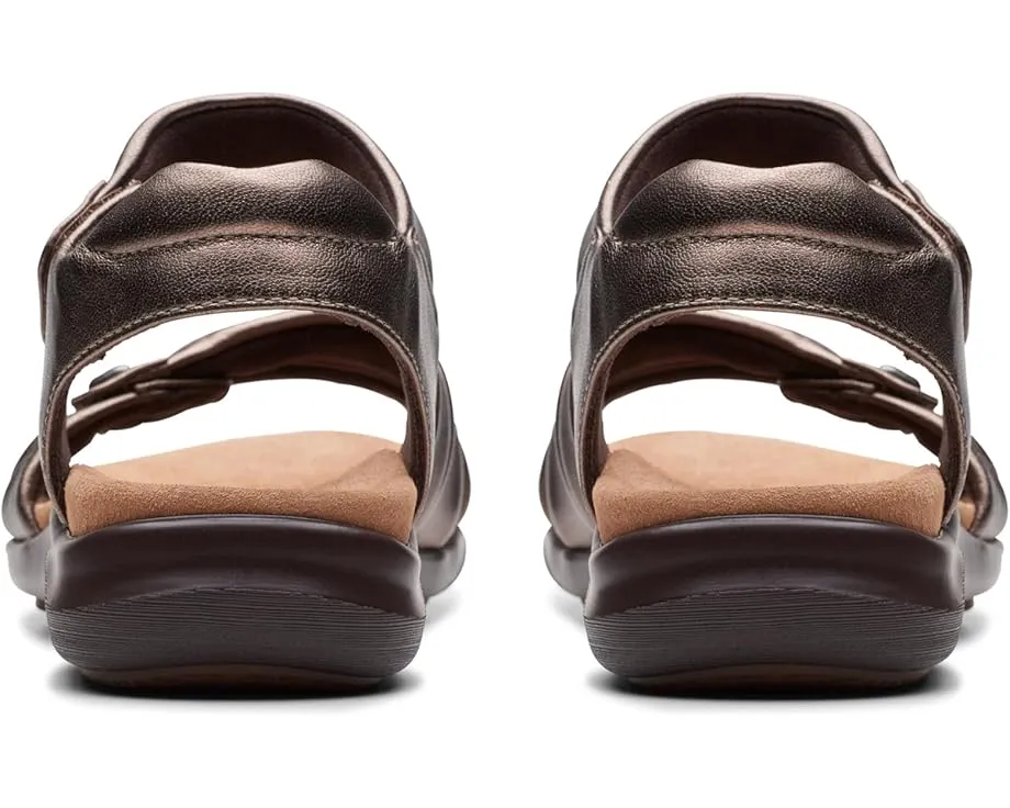 Сандалии Clarks Kitly Ave с ремешком на липучке и контурной стелькой