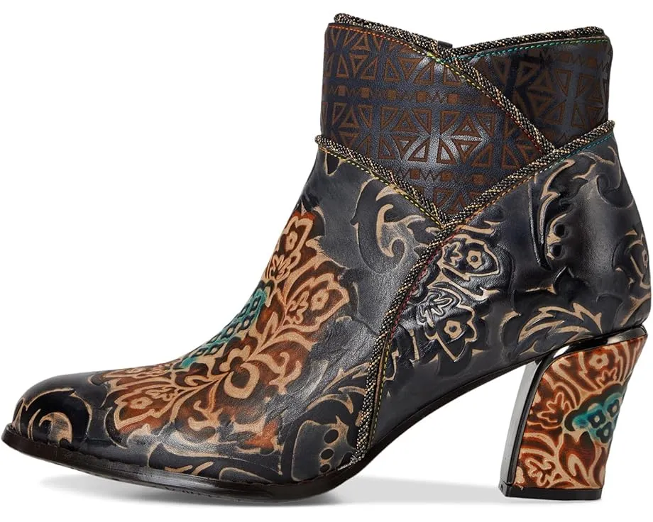 Ботильоны L'Artiste by Spring Step Cherish с тисненым цветочным узором и бархатной подкладкой