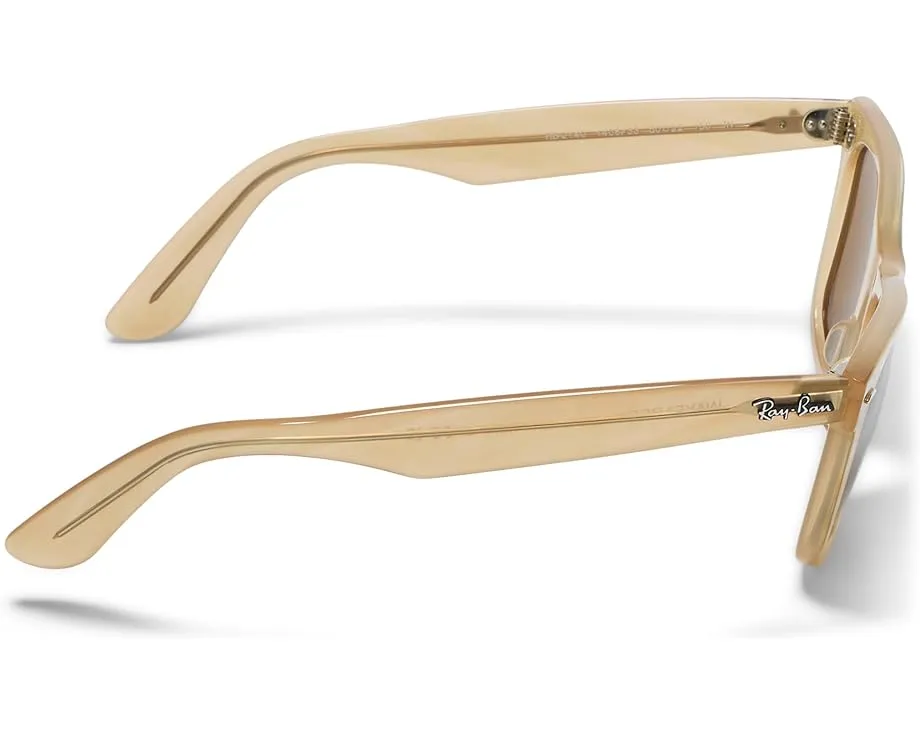 Ray-Ban Original Wayfarer Photochromic культовые солнцезащитные очки с фотохромными линзами