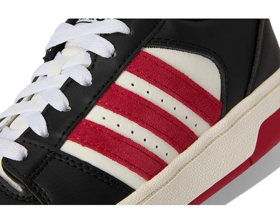 Баскетбольные кроссовки Adidas Turnaround с замшевыми деталями для подростков