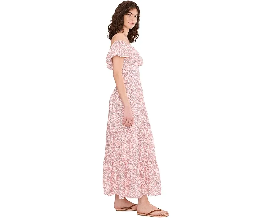 Платье Vince Camuto с открытыми плечами и ярусами из сборки