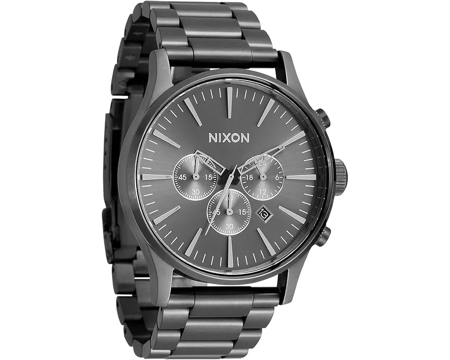 Nixon Sentry Chrono с корпусом из нержавеющей стали и водонепроницаемостью 100 метров