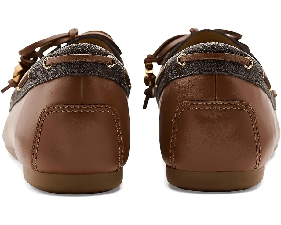 Обувь MICHAEL Michael Kors Fallon Moc с миндалевидным носком и декоративными бусинами