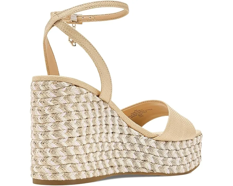 Босоножки GUESS Everly на платформе и клиновом каблуке