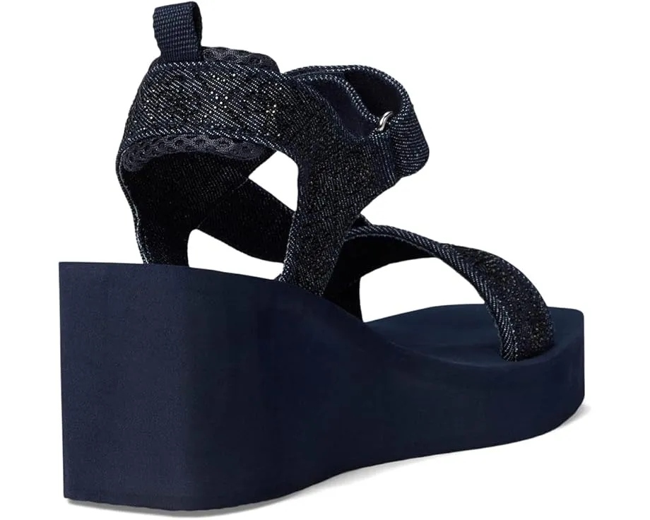 Сандалии GUESS Dawsin на платформе с застежкой на липучке