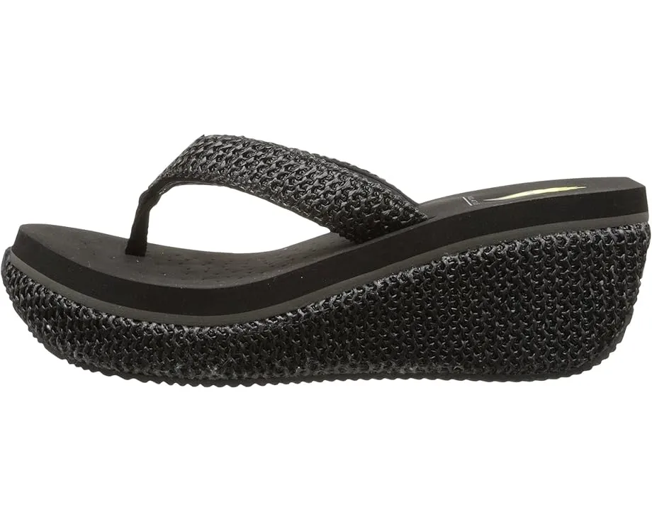 Сандалии VOLATILE Island на платформе с плетеными ремешками и текстурированной подошвой