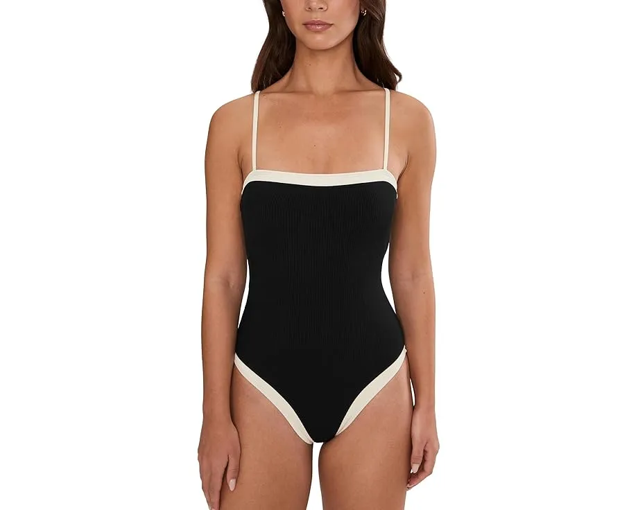 Цельный купальник Tess One-Piece Classic с квадратным вырезом