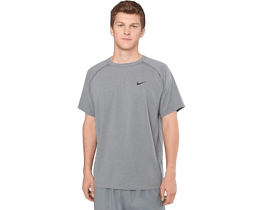 Фитнес топ Nike Ready Dri FIT с коротким рукавом и технологией отвода влаги