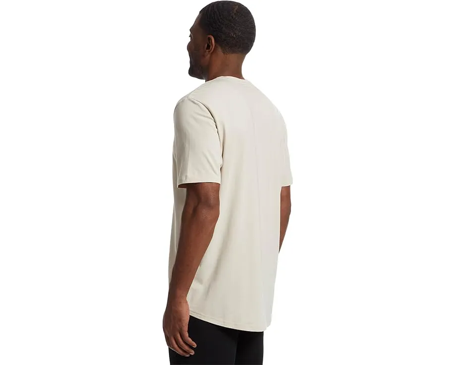 Футболка TravisMathew Cloud Crew из супермягкой ткани FiberCloud