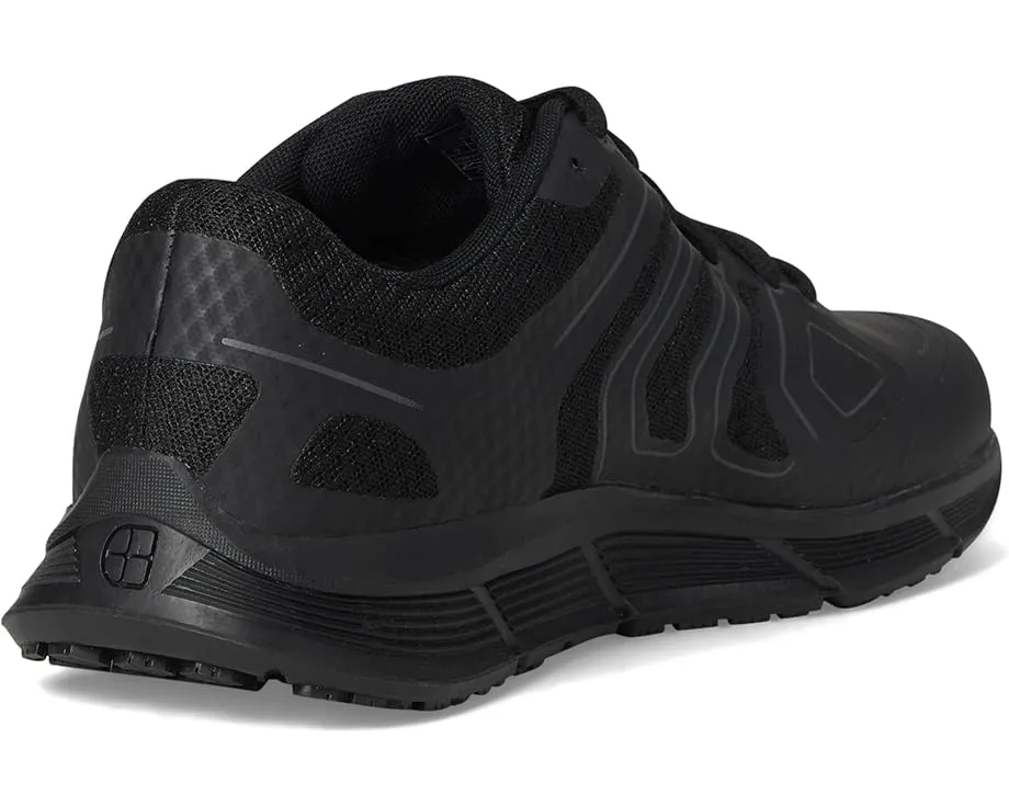 Рабочие кроссовки Stride с технологией Tripguard и мембраной Spillguard