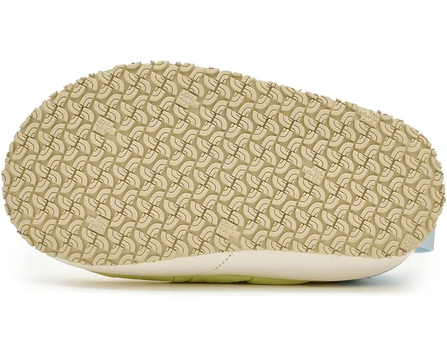 Детские утепленные тапочки The North Face Kids Thermoball Traction Mule II с подошвой из переработанной резины