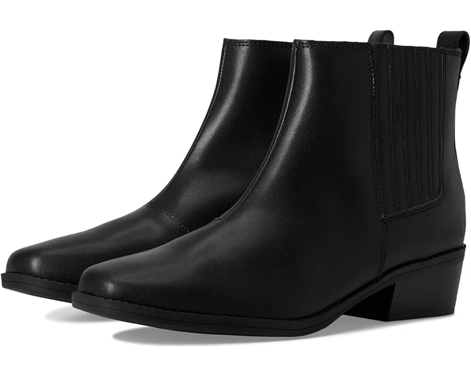 Ботинки Clarks Danyelle Skip с удобной стелькой и тягом на пятке