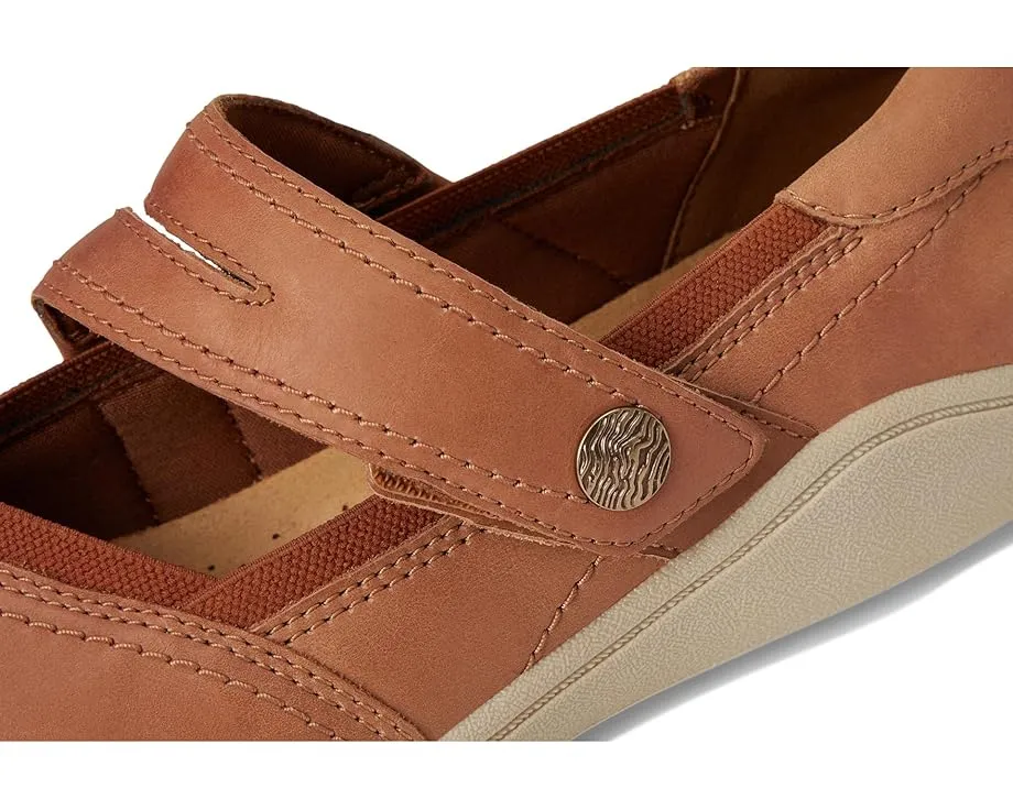 Спортивные балетки Clarks Bryianne Janey с застежкой на липучке и стелькой Ultimate Comfort