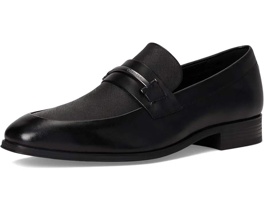 Лоферы Calvin Klein Dillie с металлическим акцентом и миндалевидным носком