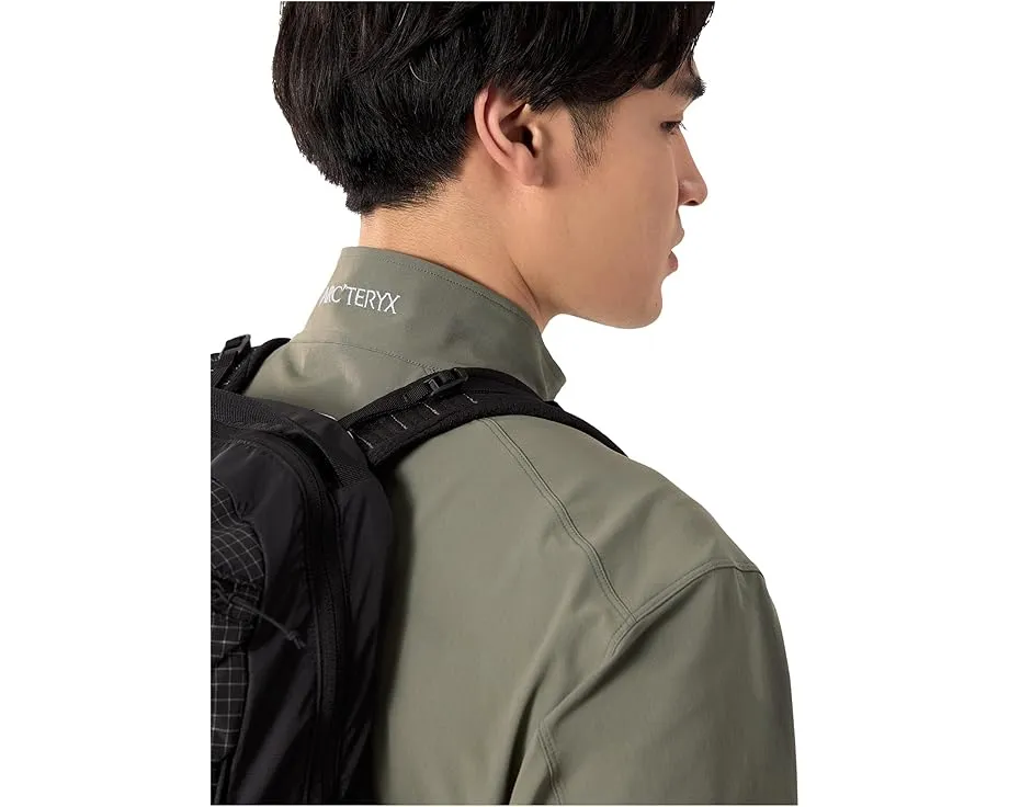 Куртка Arc'teryx Gamma Jacket с ветрозащитой и механическим стрейчем