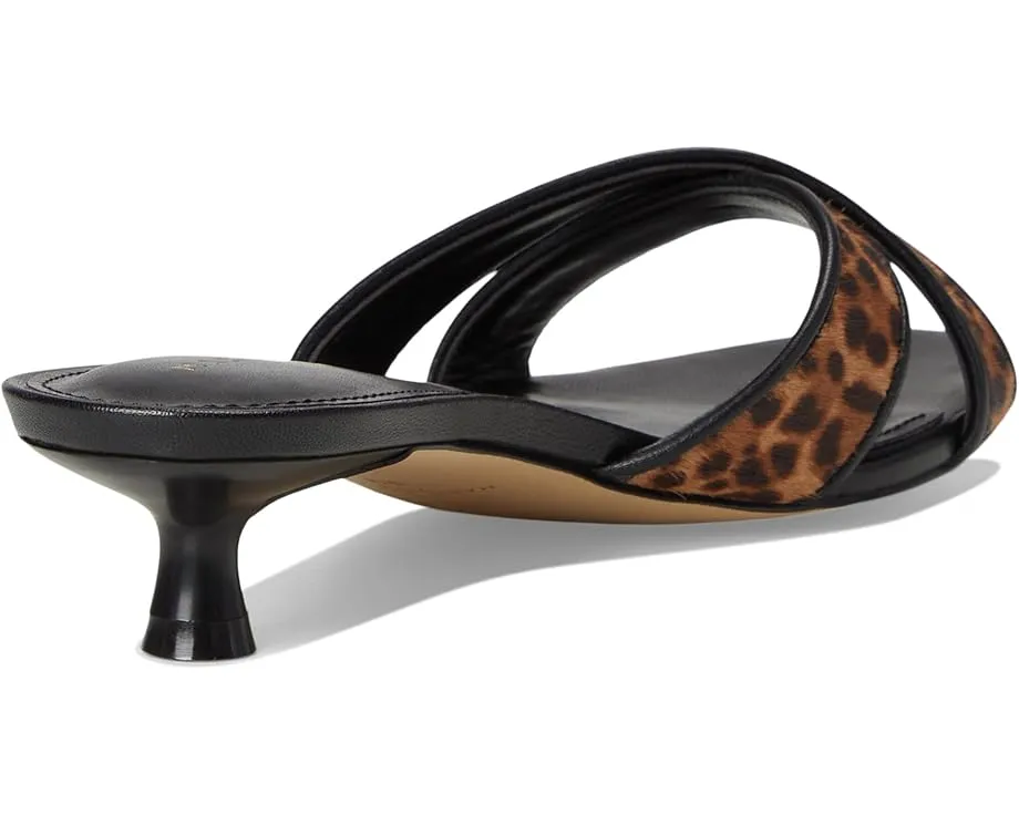Босоножки Marc Fisher LTD Traceyly на низком каблуке с леопардовым принтом