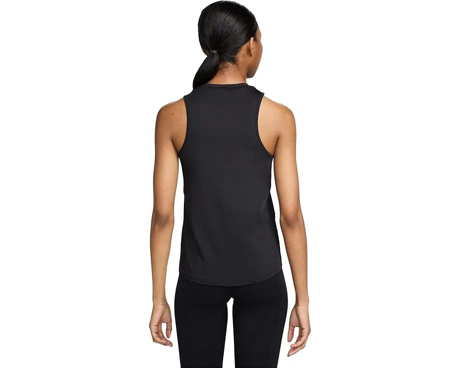 Майка Nike One Classic Dri-FIT из легкой быстро сохнущей ткани