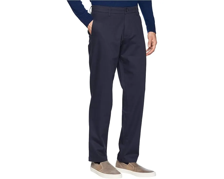 Брюки Athletic Fit Signature Khaki Lux Cotton Stretch от Dockers без складок